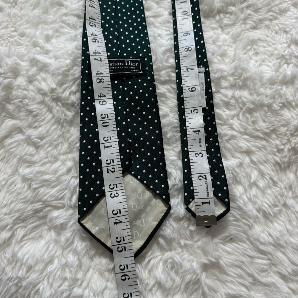 Dior Elegant Green and White Polkadots Neck Tie - Picture 6 of 8